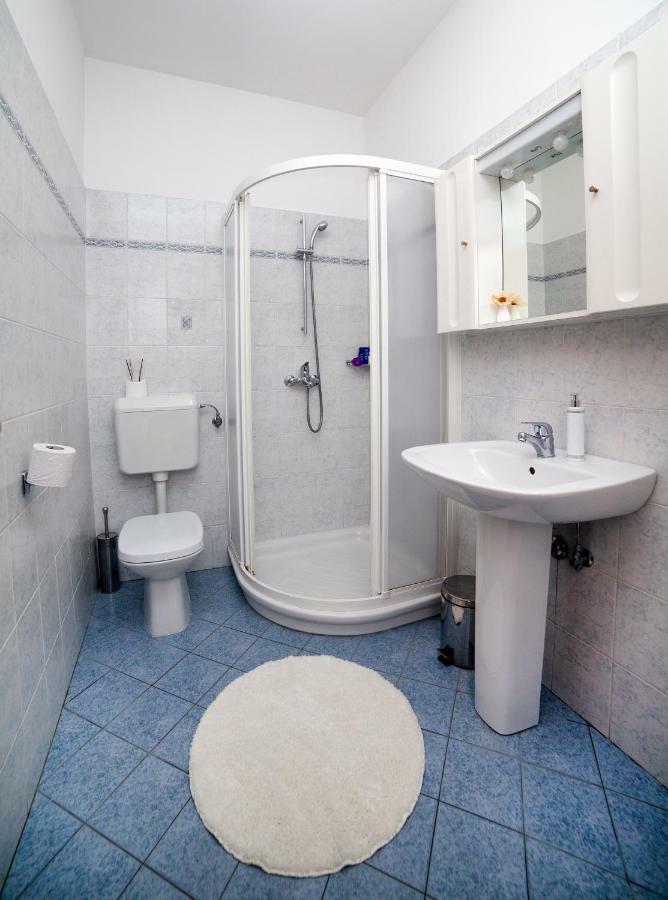 Apartment Villa Lidija Lovran Buitenkant foto